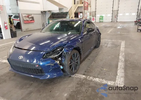 2023 Toyota Gr86 Premium z USA, uszkodzony, nr VIN JF1ZNBE13P9760358